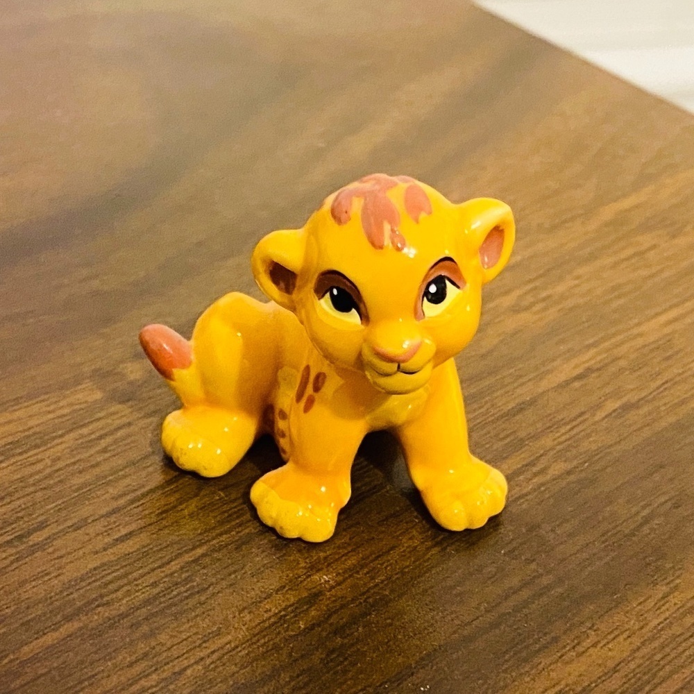 Disney Store - The Lion King, Simba Cub Figurine, Bone China